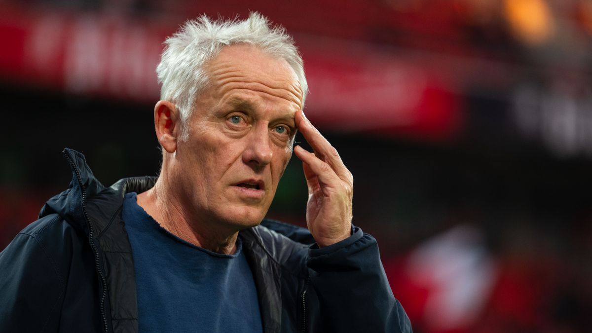 Christian Streich: Ex-Trainer des SC Freiburg würde sich am liebsten verkleiden, um wieder auf der Trainerbank zu sitzen