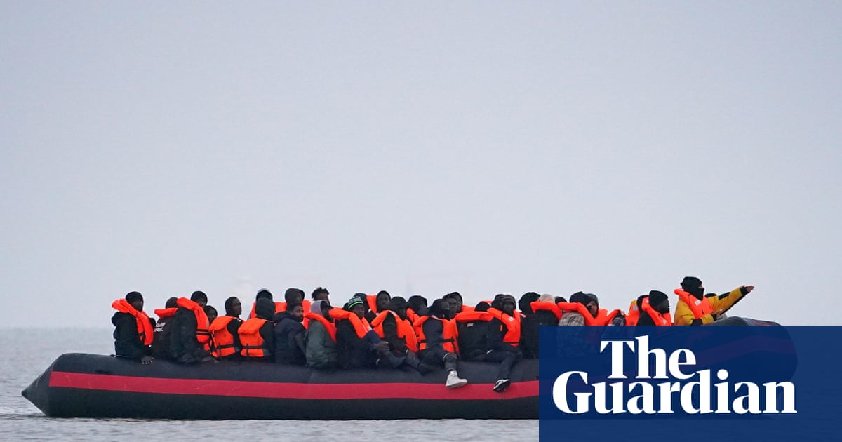 Two-thirds of UK voters wrongly think immigration is rising, poll finds