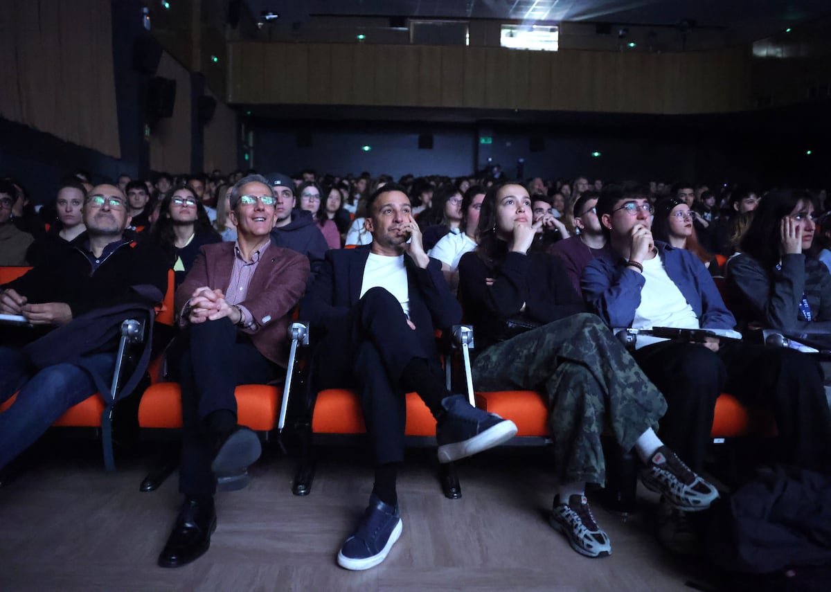 Treinta años de ‘Tesis’: Alejandro Amenábar vuelve al lugar del crimen