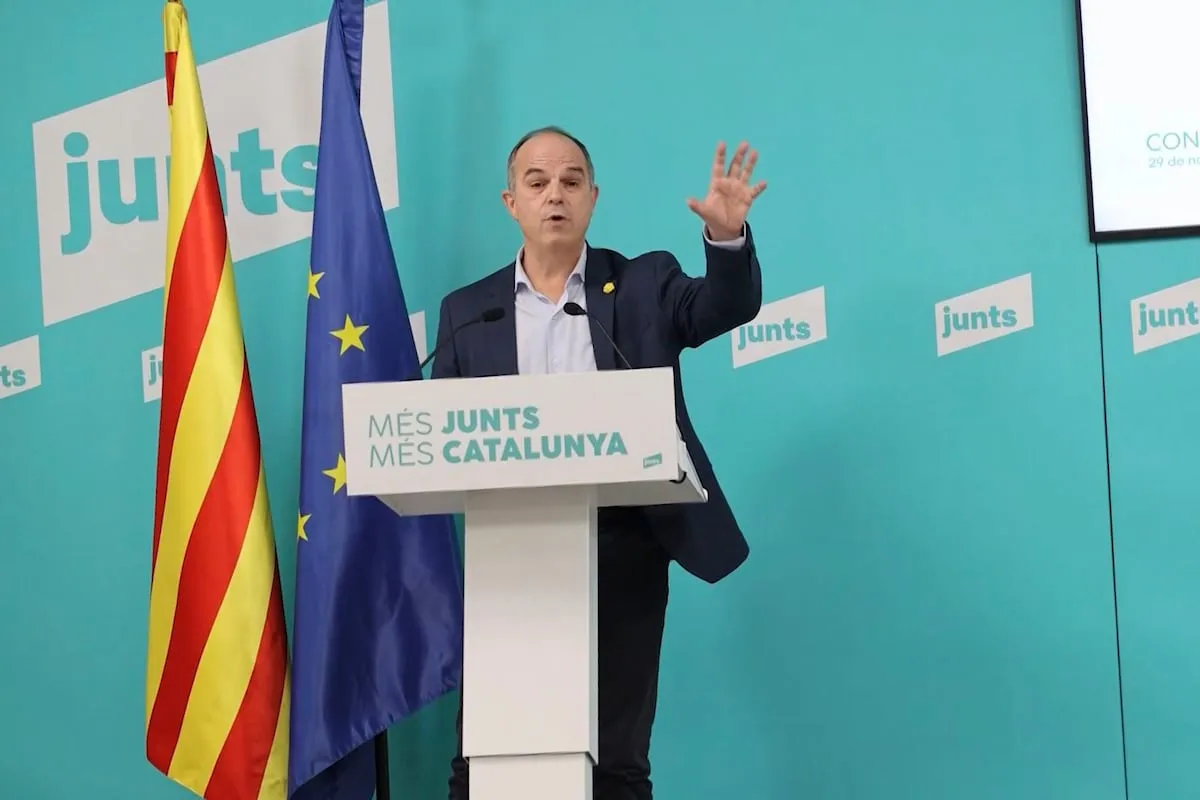 Junts suspende de militancia a dos  concejales y se queda sin representación en Sabadell