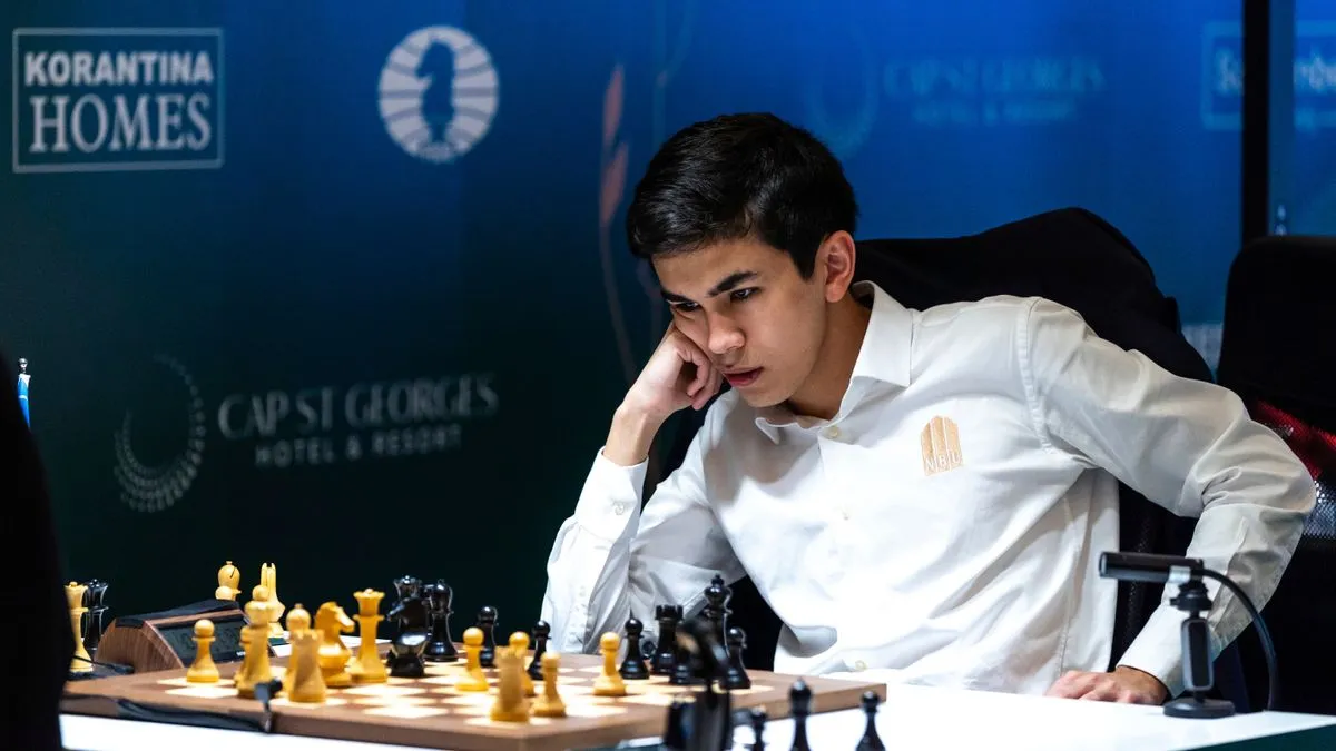 Schach-Kandidatenturnier: Javokhir Sindarov überwältigt seine Gegner