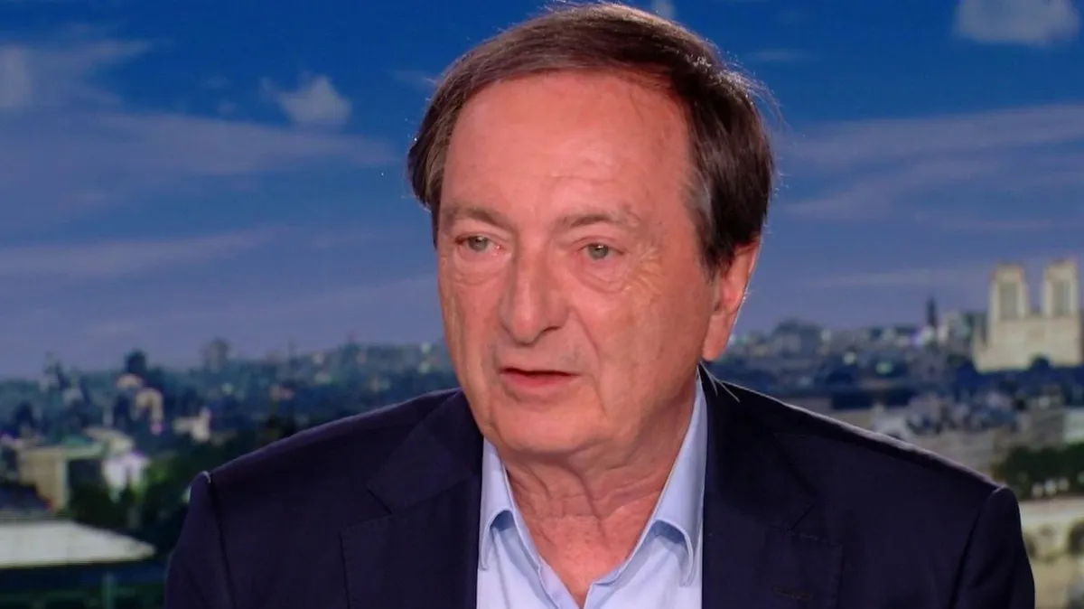 "On pourrait la suspendre, ça ne coûterait rien à l'État" : Michel-Édouard Leclerc propose une "formule" pour baisser sensiblement le prix des carburants à la pompe