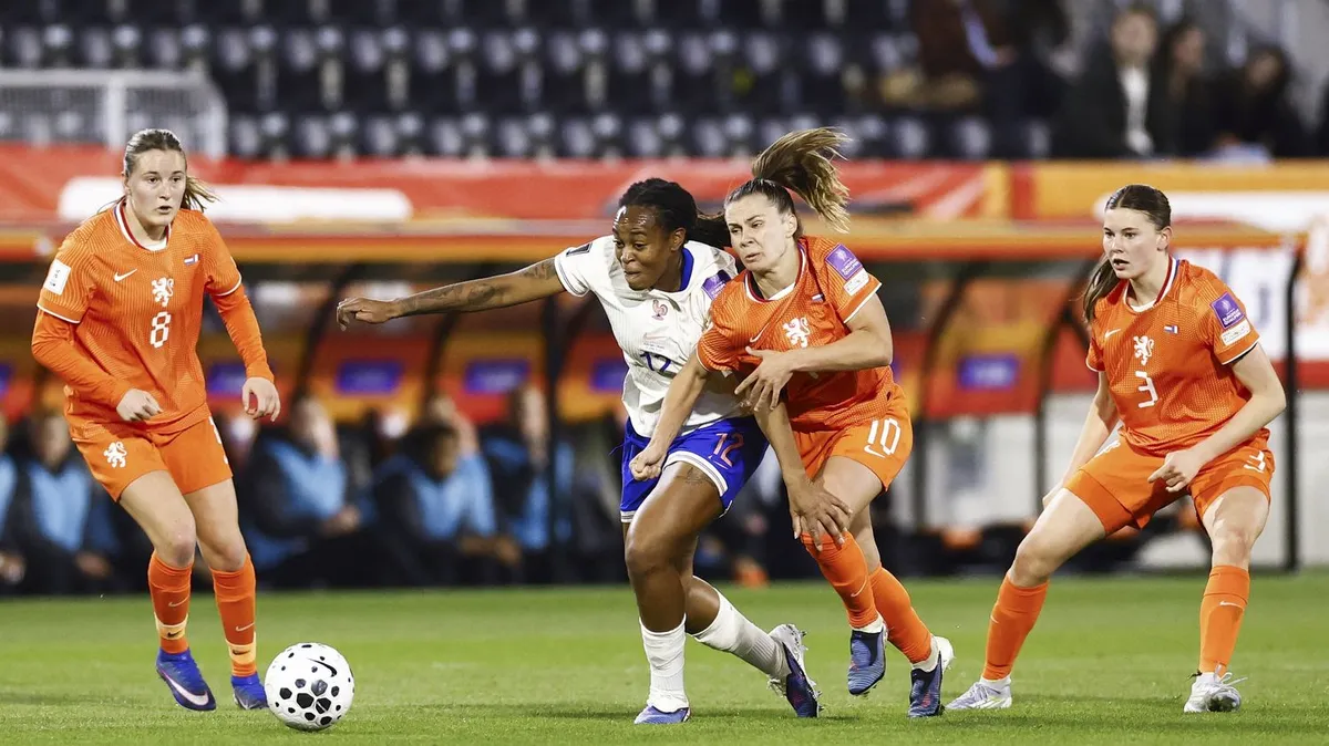 Qualifications Coupe du monde 2027 : première défaite pour les Bleues, battues par les Pays-Bas