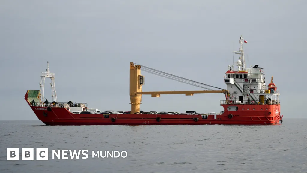 "Irresponsable y peligroso": la crítica de China al bloqueo impuesto por EE.UU. a  los puertos de Irán 