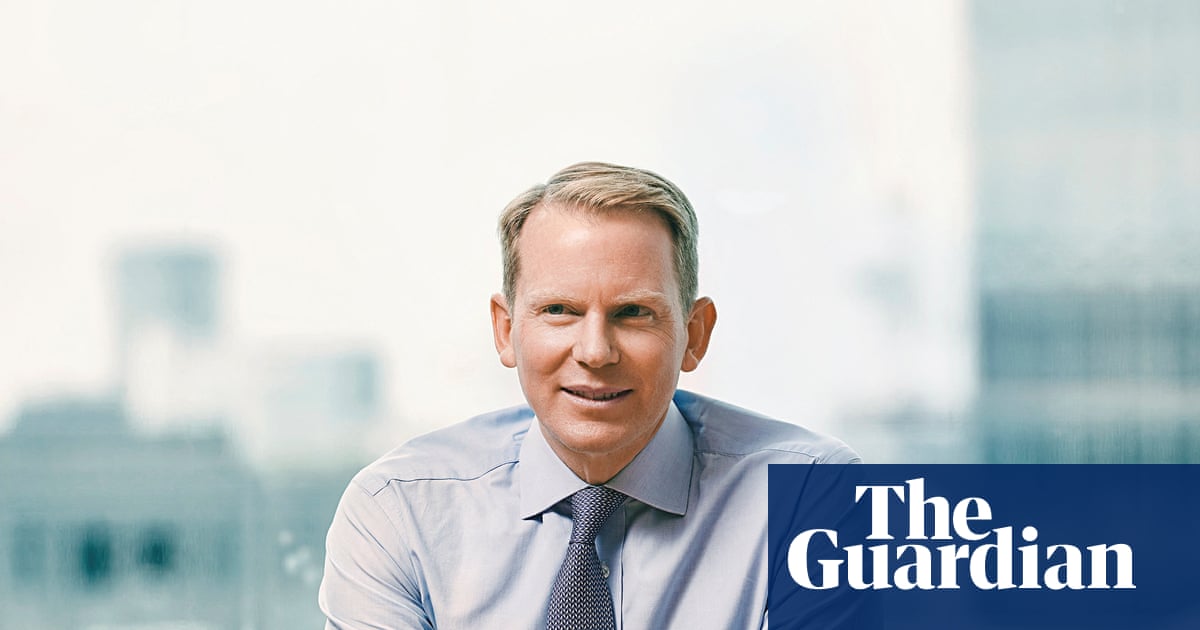 Lloyds CEO Charlie Nunn latest banking boss in line for huge bonus hike