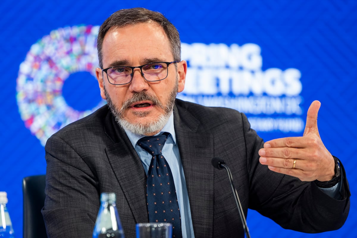 El FMI aleja la promesa de Sánchez de lograr el pleno empleo a final de la legislatura
