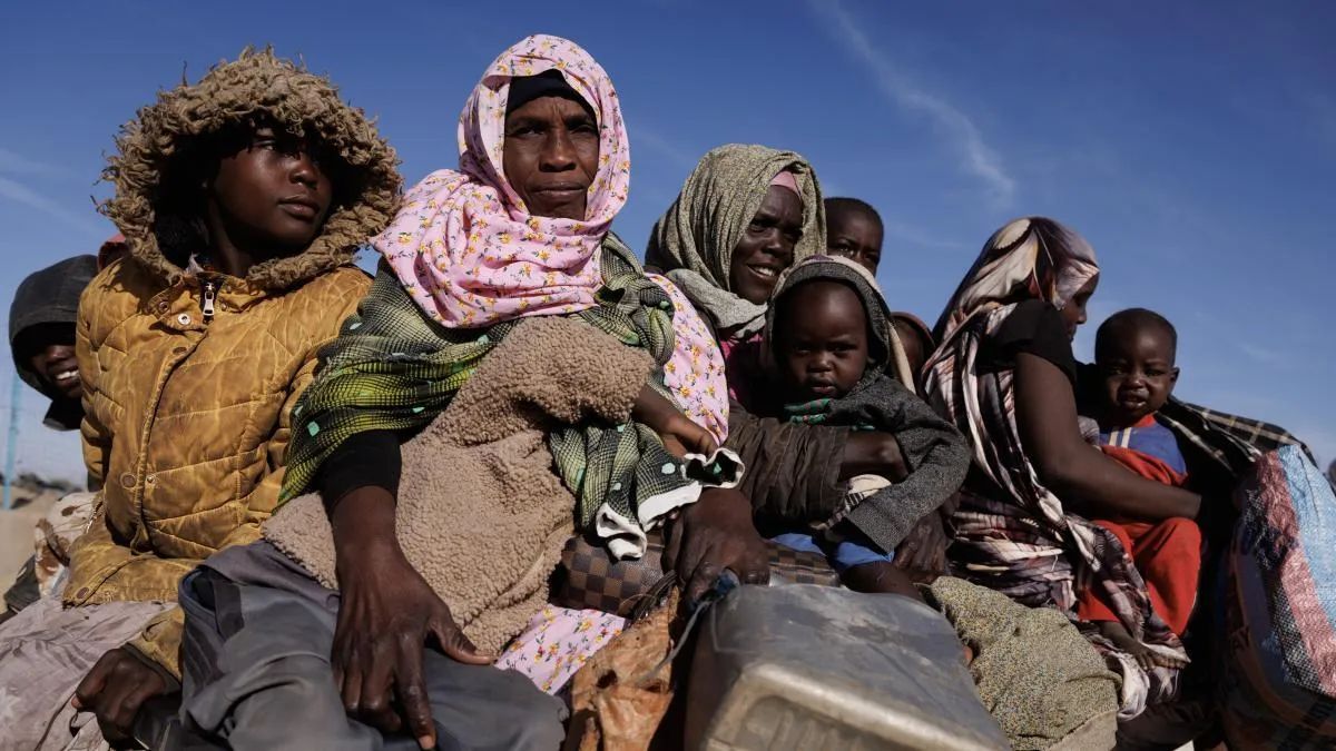 
                                                                        Las bombas iraníes cambian la guerra de Sudán
                                                                    