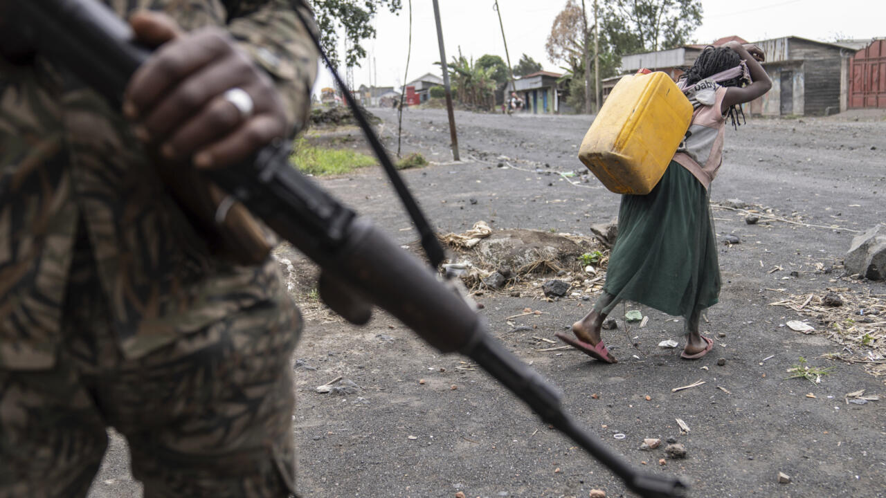 Est de la RDC: les civils sont menacés par toutes les parties au conflit, estime Human Rights Watch