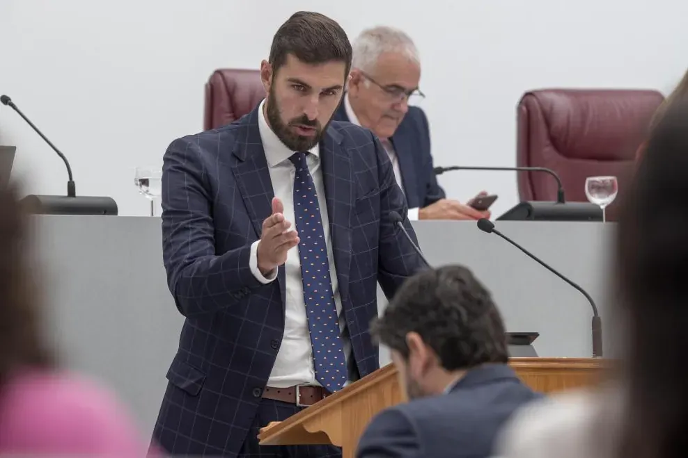 José Ángel Antelo exige un congreso extraordinario en Murcia y carga contra la cúpula: "Se parece más a una SL que a un partido"