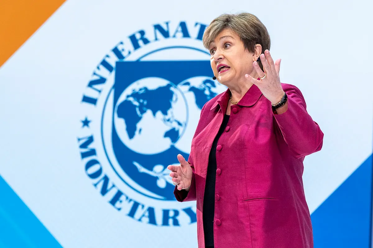 El FMI pide a los países que preparen ya a sus economías para el impacto global por la crisis en Irán: "No hay margen para la complacencia"