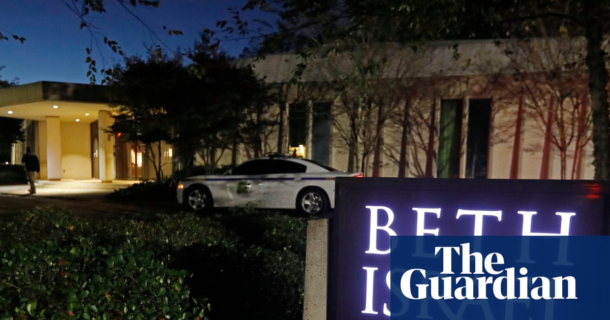 Arson suspect arrested after blaze at historic Mississippi synagogue