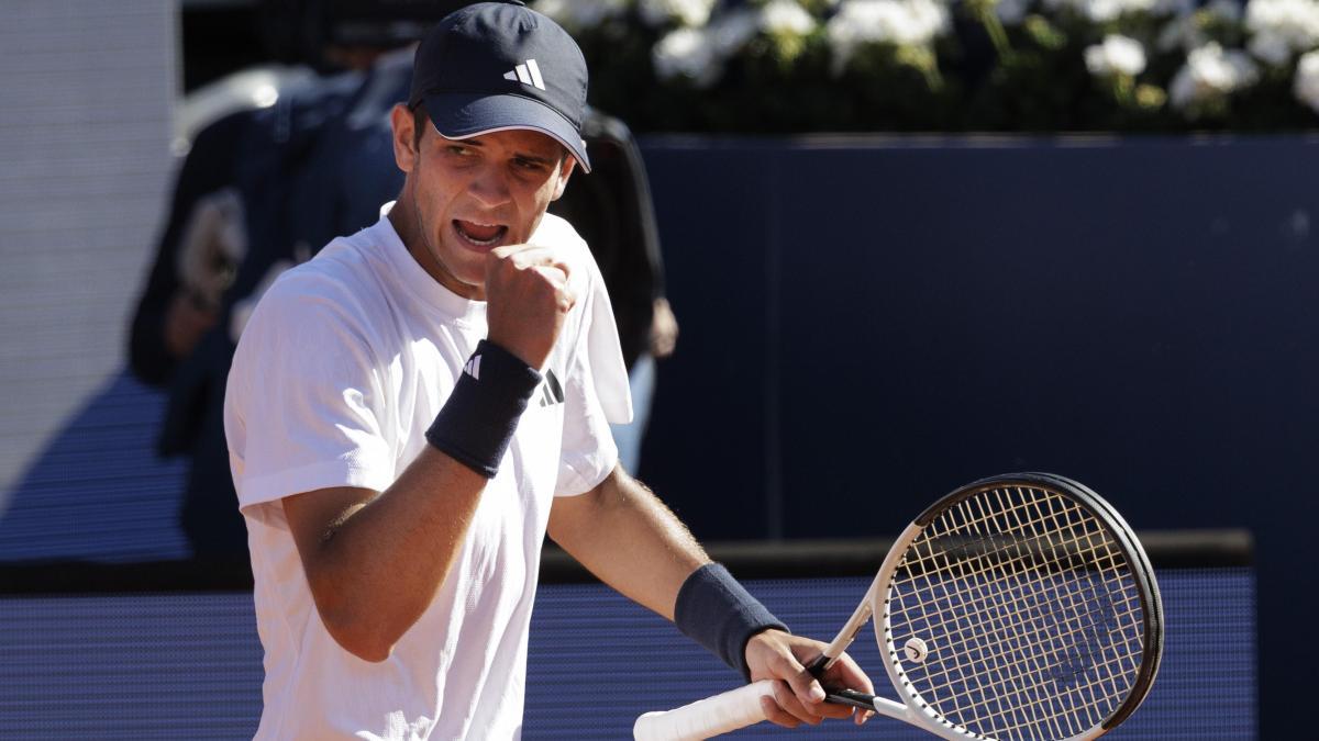 
                             El “¡vamos, Rafa!” tiene heredero: Jódar, a cuartos de final
                         