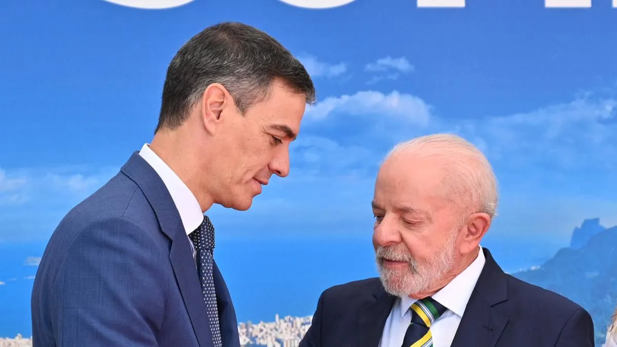 
                              Sánchez reúne a presidentes y miembros de más de 20 gobiernos en defensa de la democracia
                          