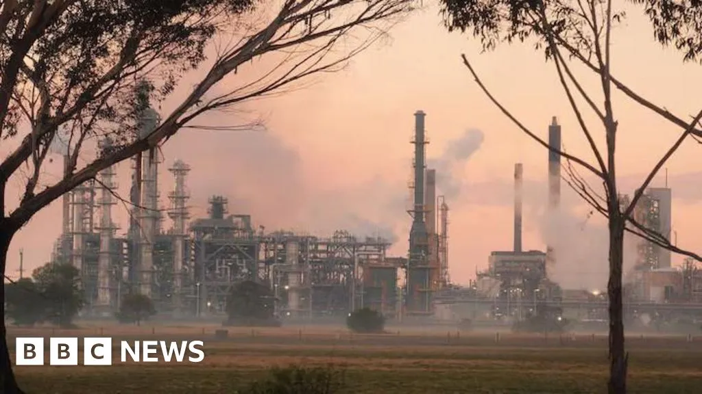 'Unprecedented' fire at Australian oil refinery to impact nation's petrol supplies