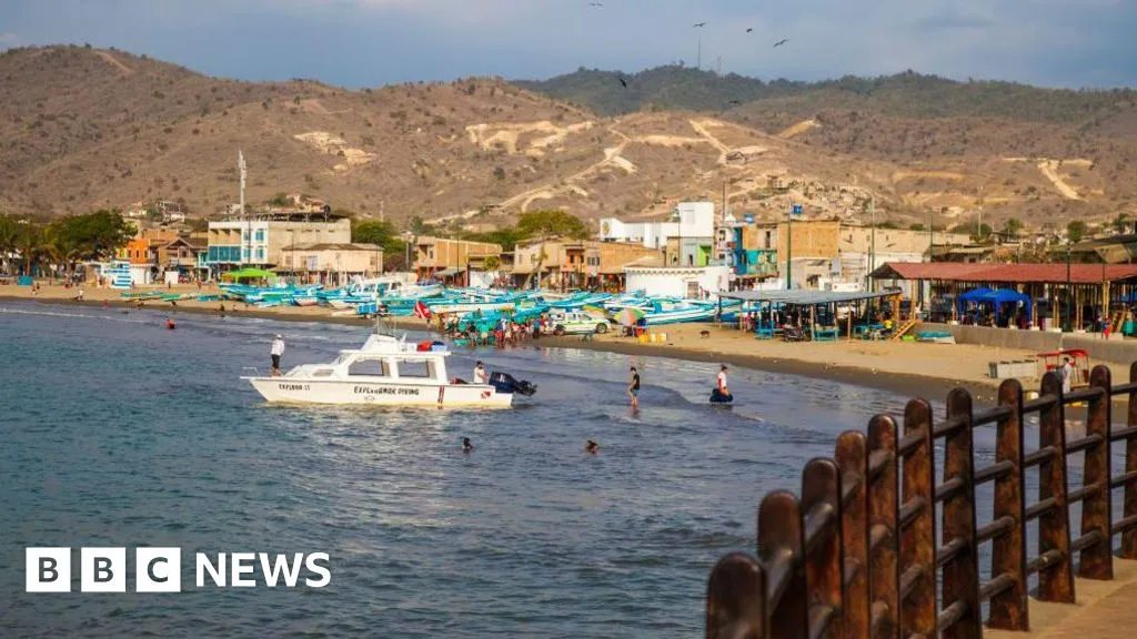 Five decapitated heads displayed on Ecuador beach