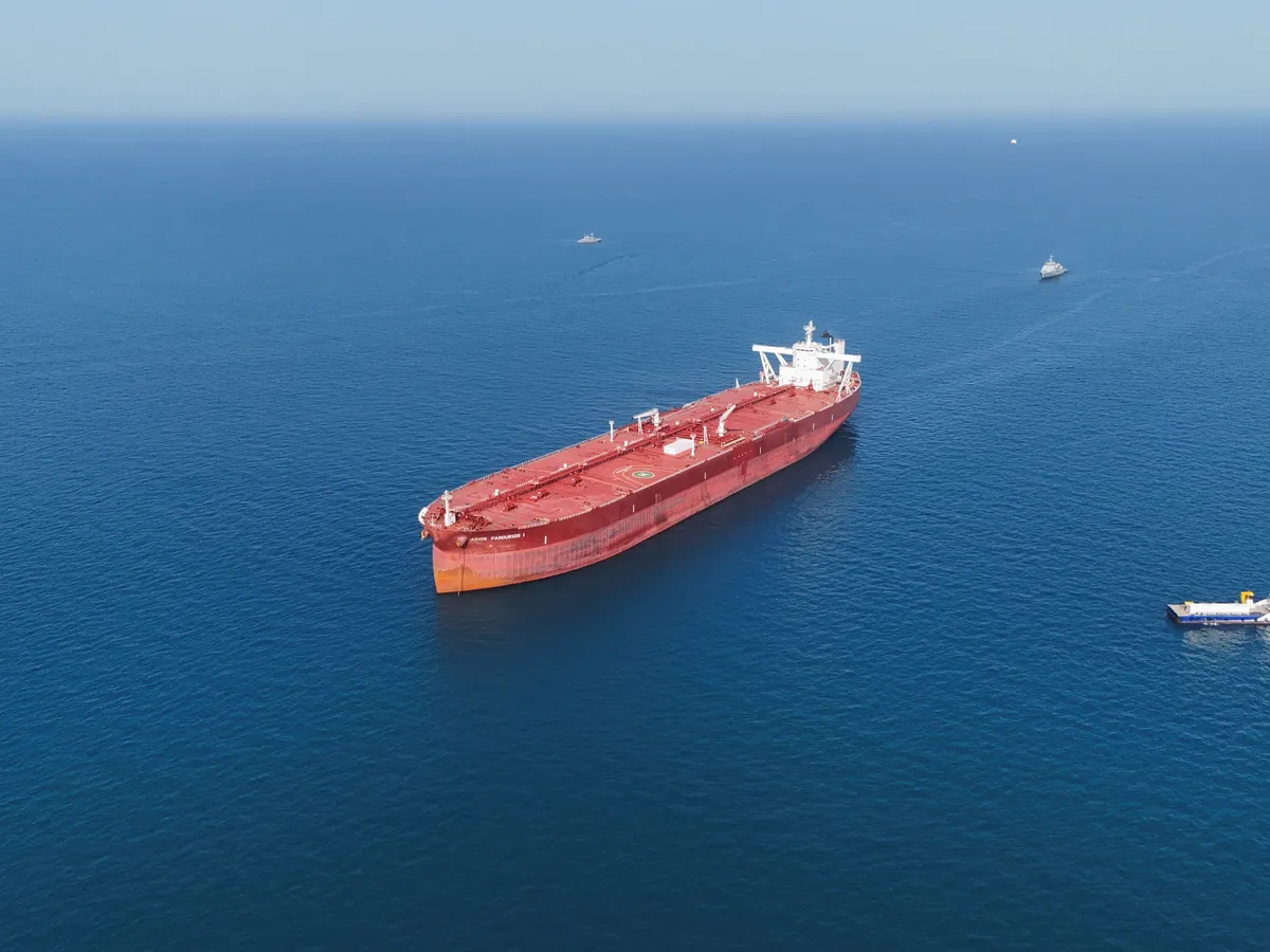 Iran closes Strait of Hormuz again over US blockade of its ports