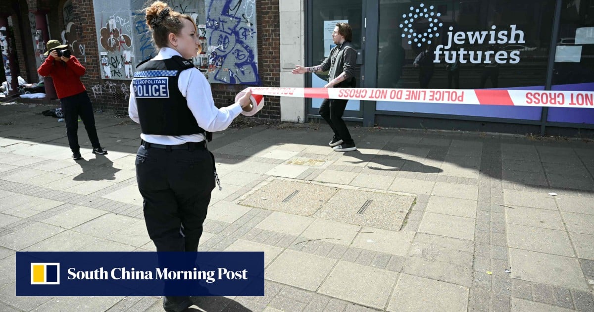 UK’s counterterror police probe another London arson attack