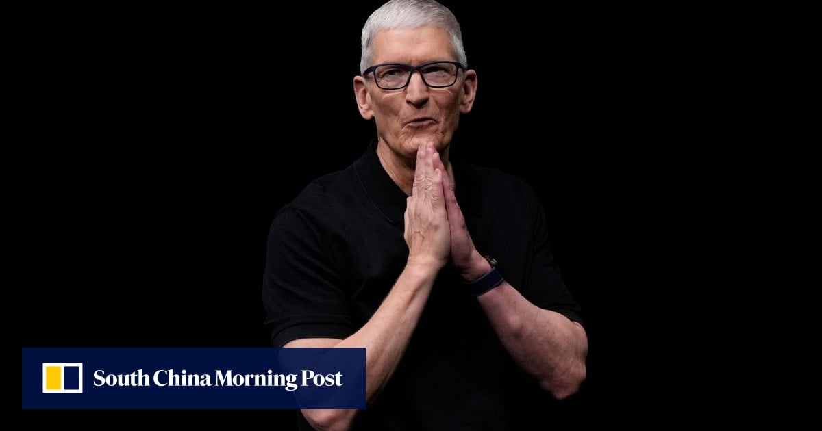 Tim Cook to step down as Apple CEO, handing reins to firm’s hardware leader