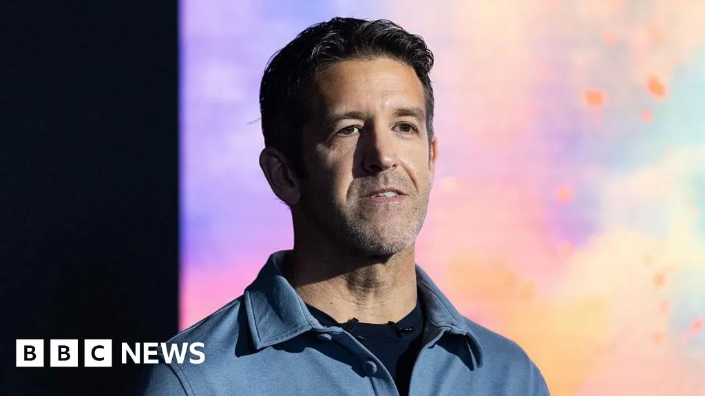 Apple names new chief executive to replace Tim Cook