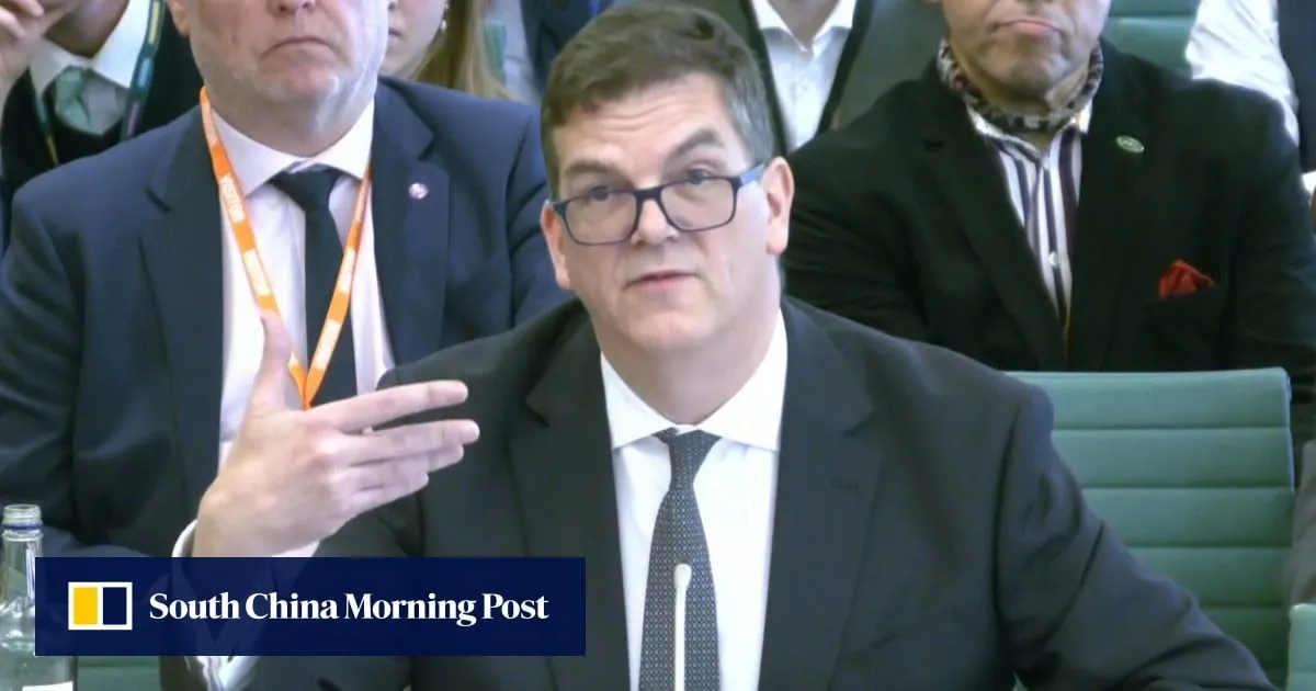 Ex-UK official says he felt pressure over Mandelson from PM’s office