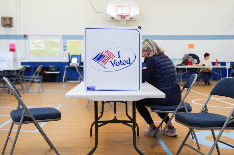 Virginia voters deciding on redistricting plan that could boost Democrats’ seats in Congress