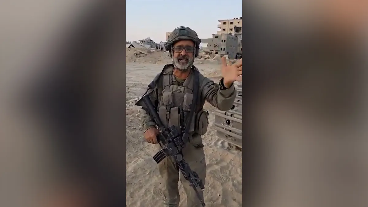 Israeli rabbi who bulldozed Gaza honoured as torchbearer
