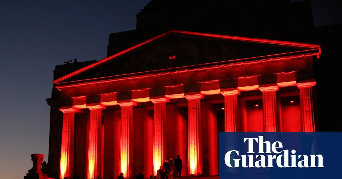 ‘Racism is a cancer’: Indigenous leaders condemn orchestrated booing at Anzac Day ceremonies