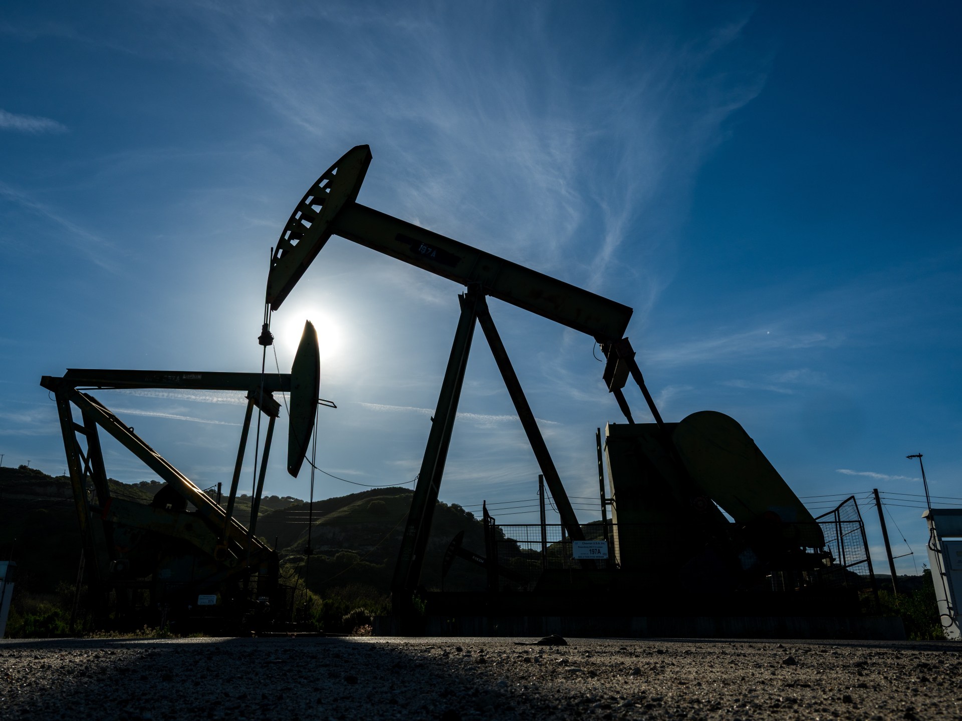 Oil prices rise despite Iran’s proposal to reopen Strait of Hormuz