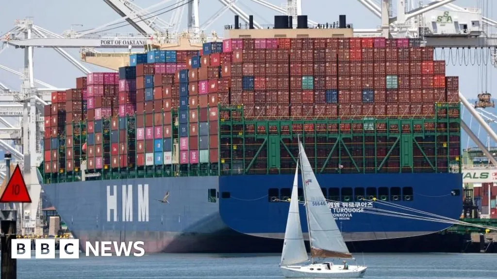 What countries do business with Iran  and what could US tariffs mean?