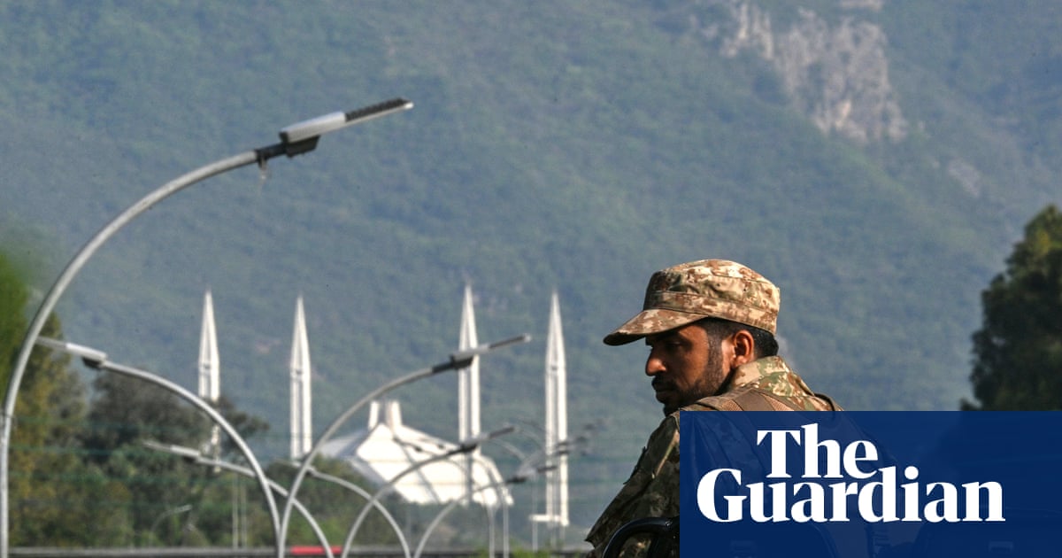 Pakistan acting as backchannel as US and Iran inch towards deal, experts say