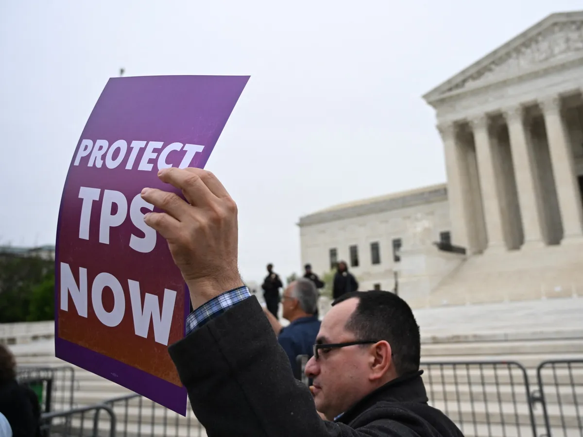 US judge bars Trump from ending protected status for Yemeni nationals