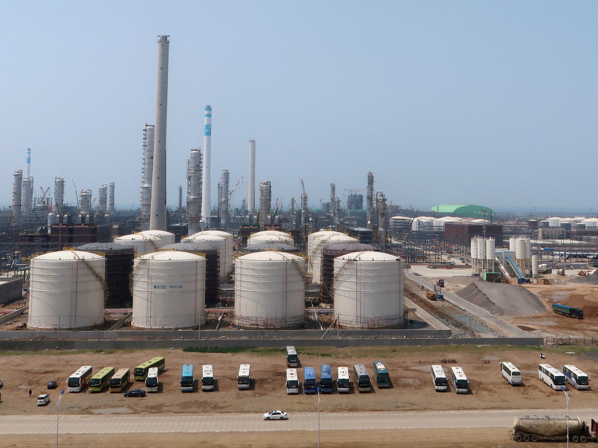 China blocks US sanctions against five ‘teapot’ refineries