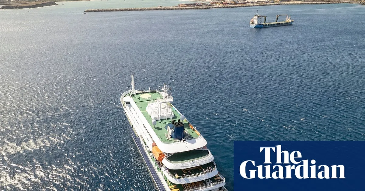Cruise ship at centre of suspected hantavirus outbreak blocked from docking in Cape Verde