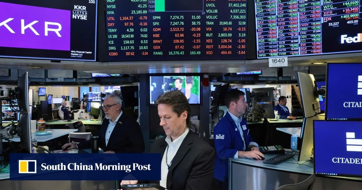 Wall Street hesitates, oil prices rise amid uncertainty in Strait of Hormuz