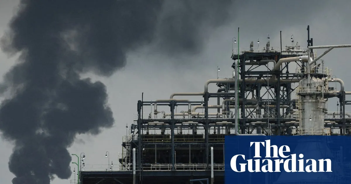 Nigerian refinery accused of sacking union members is key to UK plan to tackle jet fuel shortage