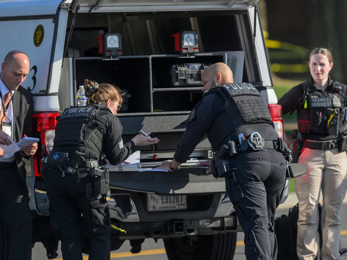 US Secret Service shoots gunman near White House