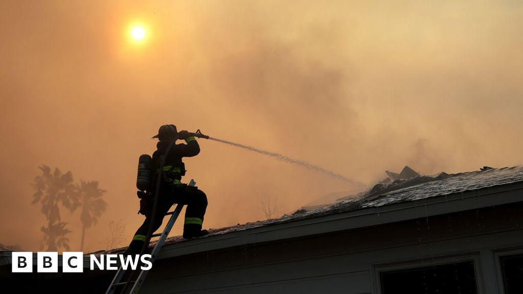 Global temperatures dipped in 2025 but more heat records on way, scientists warn