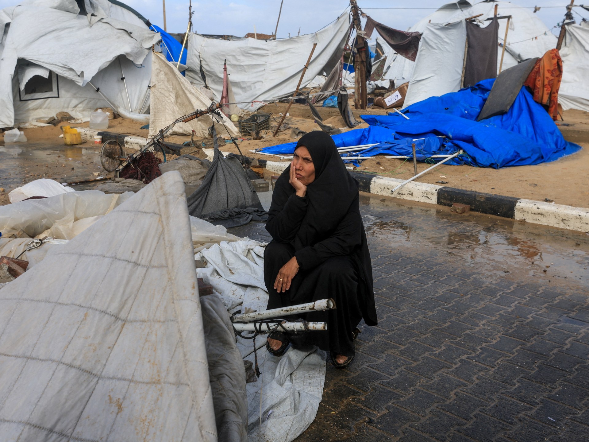 Conditions in Gaza worsen as winds and hypothermia kill 5