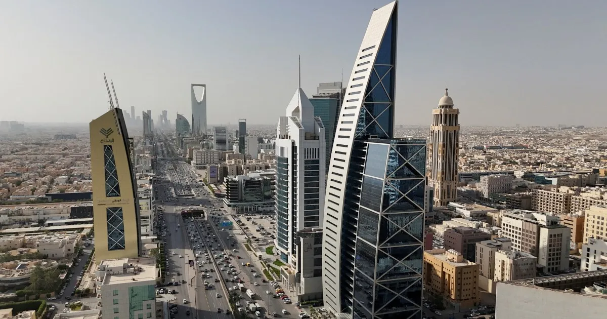 Saudi Arabia posts $33.5bn budget deficit amid drop in oil sales