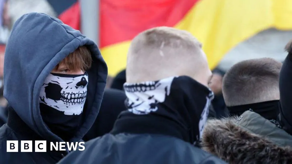 German police raid neo-Nazi criminal youth groups
