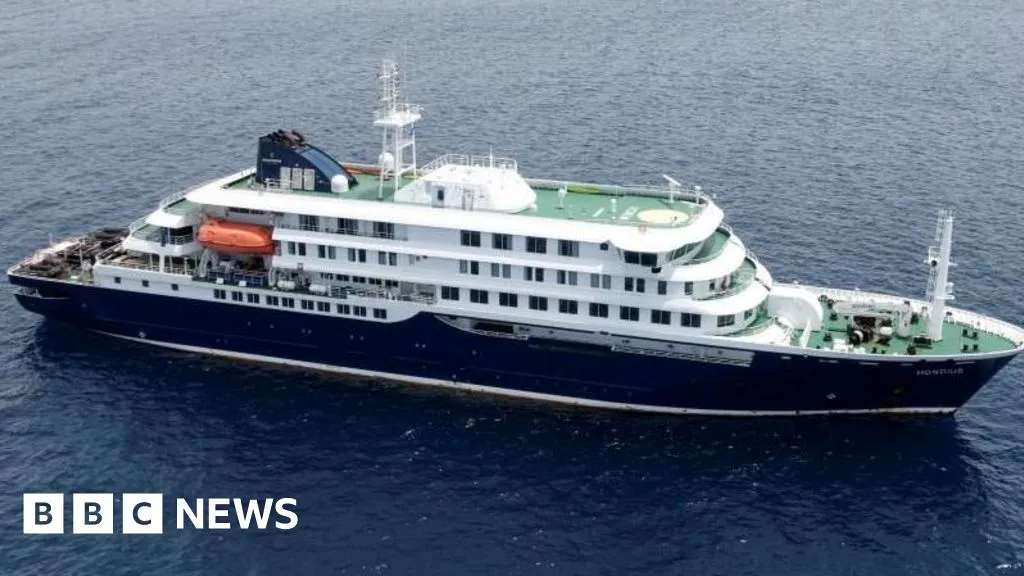 Hantavirus-hit cruise ship leaves Cape Verde after three evacuated