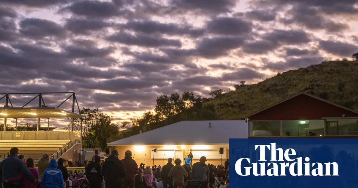 Kumanjayi Little Baby: Advocates say five-year-old’s death ‘should not be politicised’ as hundreds gather at vigils