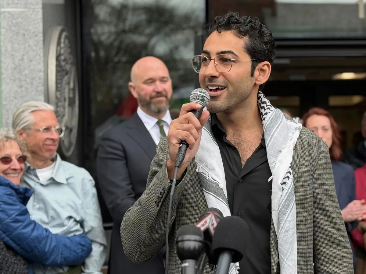 US reinstates deportation proceedings against Mohsen Mahdawi