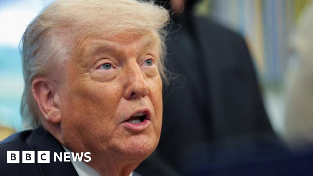 Trump gives 4 July ultimatum to EU to approve trade deal with US