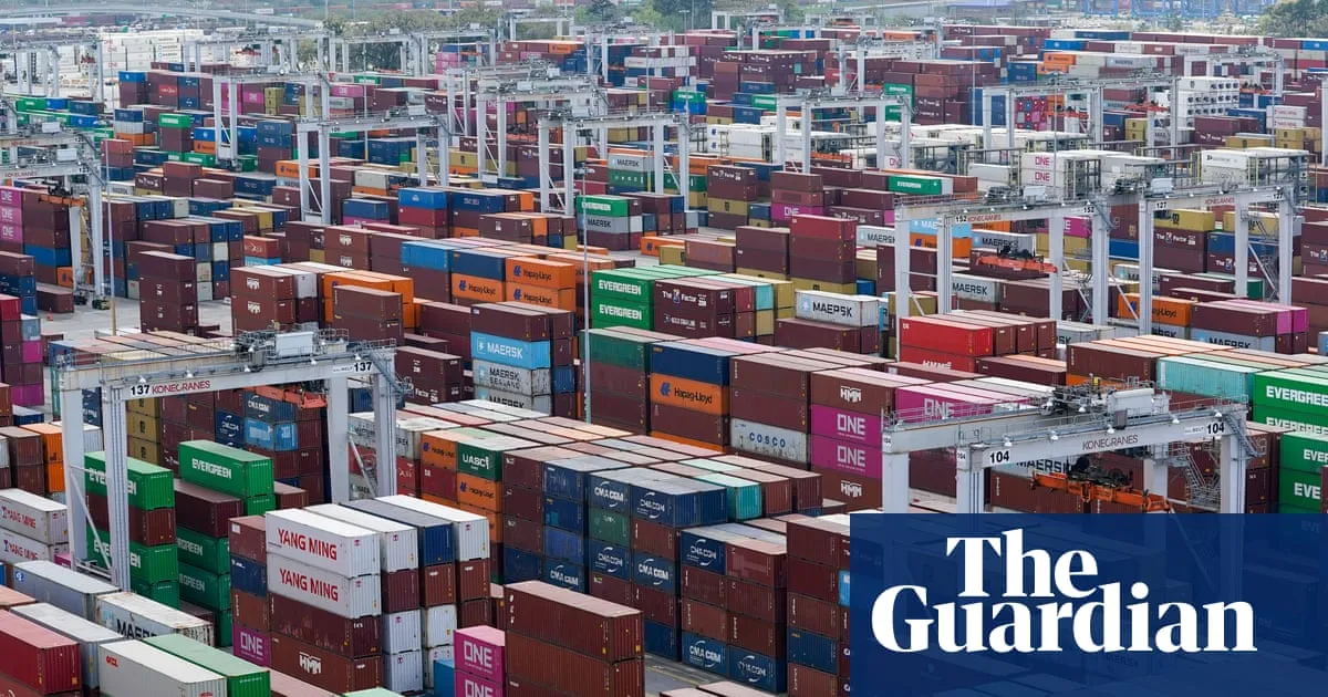 US trade court rules against Trump’s 10% global tariffs
