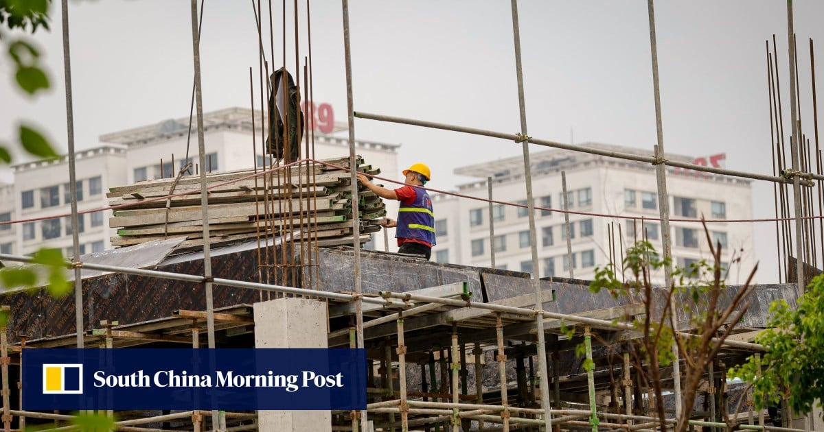 Can Vietnam’s bureaucracy reform boost investment amid growth threats?