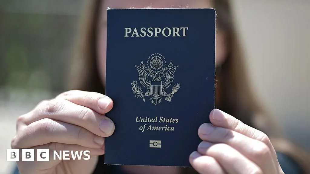 US to revoke passports of parents with child support debt