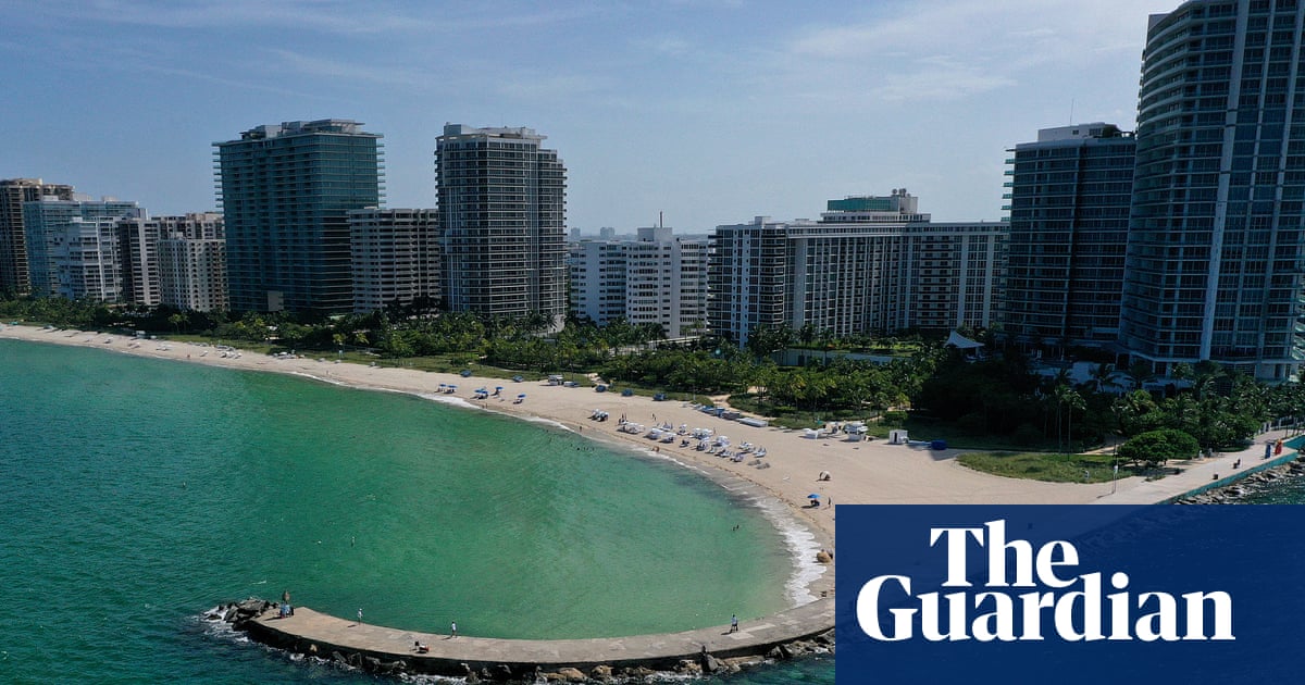 At least 11 people sent to hospital after suspected boat explosion in Miami
