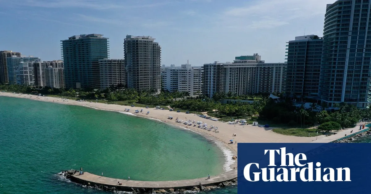 At least 11 people sent to hospital after suspected boat explosion in Miami