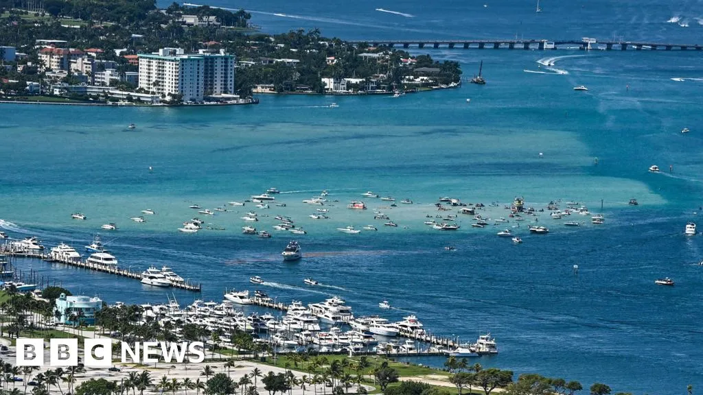 Suspected boat explosion injures 11 in Miami